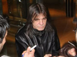 Один из основателей AC/DC покидает группу из-за болезни, но коллектив продолжит выступать Один из основателей AC/DC покидает группу из-за болезни, но коллектив продолжит выступать