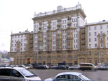 У посольства США в Москве прошла акция протеста с требованием включить в американский санкционный список 55 тысяч добровольцев из РФ У посольства США в Москве прошла акция протеста с требованием включить в американский санкционный список 55 тысяч добровольцев из РФ
