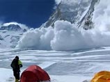 Лавину на Эвересте, которая унесла жизни 15 человек, могли заснять на ВИДЕО Лавину на Эвересте, которая унесла жизни 15 человек, могли заснять на ВИДЕО