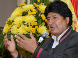 Президент Боливии подписал закон, разрешающий сбивать самолеты, перевозящие наркотики