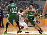 Баскетболисты ЦСКА позволили грекам сравнять счет в четвертьфинале Евролиги