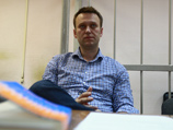 Навальный нарушал условия домашнего ареста - осуществлял записи в социальной сети "Вконтакте" и опубликовал статью в газете The New York Times