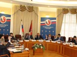 Московская избирательная комиссия в понедельник утвердила новую схему нарезки избирательных округов