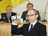 Геннадия Кернеса, тяжело раненного накануне в Харькове, перевезли на лечение в Израиль Геннадия Кернеса, тяжело раненного накануне в Харькове, перевезли на лечение в Израиль