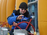 Кроме того, тревогу у российского газового монополиста вызывает ситуация на Украине. "Газпром" не исключает, что киевское правительство может прибегнуть к отбору газа, предназначенного для Европы Кроме того, тревогу у российского газового монополиста вызывает ситуация на Украине. "Газпром" не исключает, что киевское правительство может прибегнуть к отбору газа, предназначенного для Европы