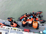 Судьба еще 92 человек остается неизвестной. При этом, за все время спасательной операции из внутренних помещений затонувшего судна не было извлечено ни одного живого пассажира или члена экипажа