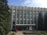 Здание горсовета Горловки, 15 апреля 2014 года Здание горсовета Горловки, 15 апреля 2014 года