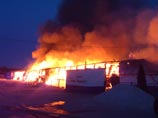 Пожар на строительном рынке под Москвой тушили всю ночь
Пожар на строительном рынке под Москвой тушили всю ночь