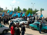 Крымские татары прорвали кордон на границе, встречая Джемилева