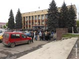В Луганской области вооруженными людьми захвачена администрация города Антрацит В Луганской области вооруженными людьми захвачена администрация города Антрацит