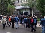 В Донецке сепаратисты захватили здание облуправления СБУ