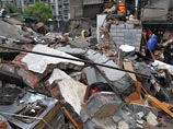 В Шанхае обрушился жилой дом, два человека погибли
