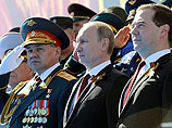 Cегодня утром Путин наблюдал за парадом на Красной площади