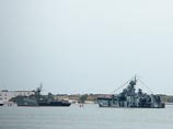 Один из заказанных у Франции вертолетоносцев Mistral встанет на вооружение Черноморского флота РФ, объявил адмирал