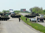 Блокпост украинской армии по дороге между Краматорском и Славянском, 4 мая 2014 г