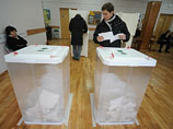 По данным издания, власти страны планируют провести этой осенью выборы около 25 губернаторов
