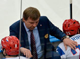Главный тренер сборной России по хоккею Олег Знарок заявил, что знает, с какими партнерами поставит Евгения Малкина на чемпионате мира, но не намерен раскрывать свои планы, пока форвард не приедет в Минск