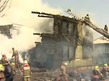 В поселке Дальний Нижнеилимского района Иркутской области, где в воскресенье вспыхнули жилые дома из-за лесного пожара, пожар локализован, однако о полной ликвидации горения пока не сообщается В поселке Дальний Нижнеилимского района Иркутской области, где в воскресенье вспыхнули жилые дома из-за лесного пожара, пожар локализован, однако о полной ликвидации горения пока не сообщается