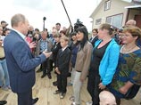 Путин похвалил дома, строящиеся для пострадавших от наводнения на Дальнем Востоке, и распорядился переоценить поврежденные здания после зимы