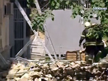  Взрыв, в результате которого пострадали шесть человек, прогремел в четверг, 22 мая в первом подъезде дома, где американское посольство арендовало квартиры для своих сотруднико