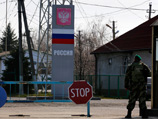 Украинские пограничники могут не пропускать российских журналистов из-за "сходства с террористами" Украинские пограничники могут не пропускать российских журналистов из-за "сходства с террористами"
