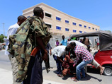 В здании парламента Сомали в столице страны Могадишо прогремели два мощных взрыва, после чего завязалась перестрелка