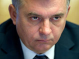 Глава Пограничной службы ФСБ РФ Владимир Кулишов заверил, что этот корабль - не единственная новинка, поступающая на вооружение Глава Пограничной службы ФСБ РФ Владимир Кулишов заверил, что этот корабль - не единственная новинка, поступающая на вооружение