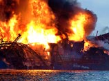 На танкере у берегов Японии прогремели два  взрыва: четверо  ранены, капитан пропал без вести