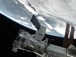 Компания SpaceX презентовала пилотируемый многоразовый корабль Dragon V2, способный доставить на МКС семь астронавтов