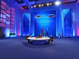 После того, как лидеры трех стран - России, Белоруссии и Казахстана - подписали в Астане "эпохальный" Договор о создании Евразийского экономического союза (ЕАЭС), западные СМИ занялись анализом этого события После того, как лидеры трех стран - России, Белоруссии и Казахстана - подписали в Астане "эпохальный" Договор о создании Евразийского экономического союза (ЕАЭС), западные СМИ занялись анализом этого события