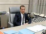 Премьер-министр РФ Дмитрий Медведев тоже высказался по поводу перевода денег