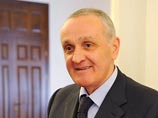 Президент Абхазии Александр Анкваб лично подтвердил, что подает в отставку с поста ради сохранения гражданского мира Президент Абхазии Александр Анкваб лично подтвердил, что подает в отставку с поста ради сохранения гражданского мира