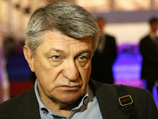 Получивший приз на открытии "Кинотавра" Сокуров призвал освободить всех политзаключенных Получивший приз на открытии "Кинотавра" Сокуров призвал освободить всех политзаключенных