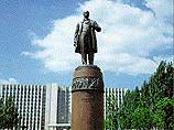 Сторонники равноправия русского и украинского языков вновь выставили пикеты у здания Донецкой областной государственной администрации Сторонники равноправия русского и украинского языков вновь выставили пикеты у здания Донецкой областной государственной администрации