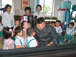 В КНДР отметили День защиты детей - представлением в парке аттракционов и стрельбой по Обаме