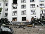 "Второго июня, около 15:00 по местному времени ракеты попали в здание областной госадминистрации. По данным наблюдателей, удар был нанесен неуправляемыми ракетами, выпущенными с самолета" "Второго июня, около 15:00 по местному времени ракеты попали в здание областной госадминистрации. По данным наблюдателей, удар был нанесен неуправляемыми ракетами, выпущенными с самолета"