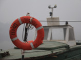 На борту катера, перевернувшегося на переправе в Якутске, было 14 человек, в том числе трое детей. Одна пассажирка погибла