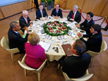 Лидеры стран-членов G7 по итогам состоявшегося в среду рабочего ужина приняли коммюнике, в котором призвали незаконные вооруженные формирования на востоке Украины разоружиться