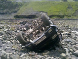 В скорбящем по жертвам страшного ДТП Дагестане в пропасть упала еще одна машина с детьми: есть жертвы