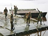 Военные собираются взрывать скалу и строить дамбу, чтобы защитить жителей Алтайского края от паводка Военные собираются взрывать скалу и строить дамбу, чтобы защитить жителей Алтайского края от паводка