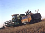 В проблемном Крыму не хватает сельхозтехники: свои комбайны оказались "морально и физически изношенные"