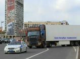 Большую часть гуманитарной помощи, присланной в Крым из 20 регионов РФ, разворовали Большую часть гуманитарной помощи, присланной в Крым из 20 регионов РФ, разворовали