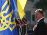 Порошенко предложил сэкономленные на втором туре выборов средства направить на нужды военных Порошенко предложил сэкономленные на втором туре выборов средства направить на нужды военных