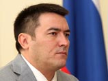 Первого вице-премьера Крыма Рустама Темиргалиева отправили в отставку, вручив медаль