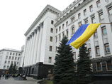 В ночь на 14 июня у здания Администрации президента Украины Петра Порошенко была обнаружена мощная бомба, передает Reuters со ссылкой на источники в службах безопасности