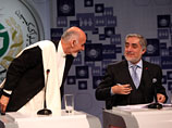 Кандидаты на пост президента Афганистана Абдулла Абдулла и Ашраф Гани, боровшиеся за голоса избирателей в ходе второго тура выборов, в воскресенье заявили о том, что лидируют