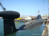 После выпуска из ремонта атомной подлодки "Томск" на заводе "Звезда" не всплыл плавучий док