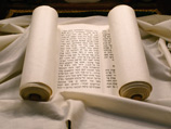 Российский еврейский конгресс подарил свиток Торы синагоге "русских иудеев"