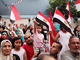 Между тем новое правительство, очевидно, столкнется с серьезными проблемами. Согласно прогнозам, рост экономики Египта составит около 3,2 процента в новом финансовом году, который начинается с 1 июля