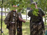 Украинские власти заявили о вторжении на территорию страны группы боевиков из России. А лидеры луганских сепаратистов объявили о формировании спецподразделения СМЕРШ для борьбы с диверсантами и шпионами